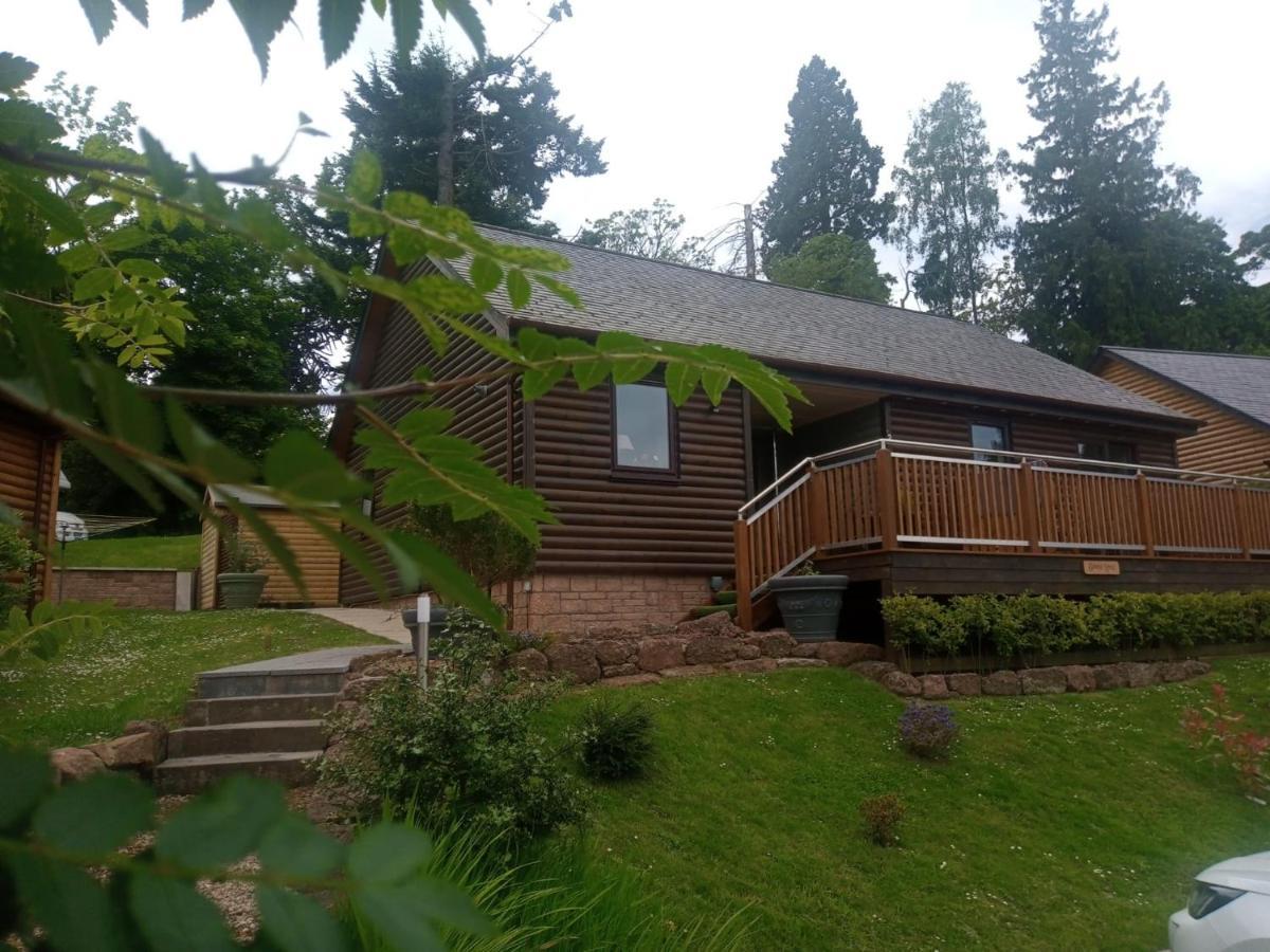 Charming Lodge Cosy Comfortable Ideal Location Blairgowrie and Rattray ภายนอก รูปภาพ